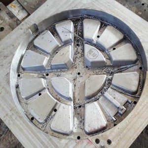 Fiberglass Manhole Cover Mould Customized SMC Compression Mold